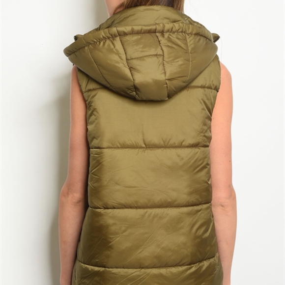 OLIVE PUFFER VEST WITH HOOD! - Picture 3 of 4